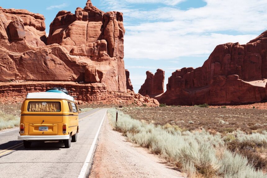 5 Essential Car Hire Tips for Travellers